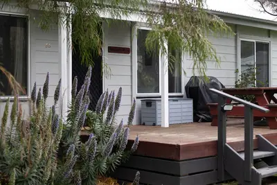 Image de Indigo Bay - comfortable 3br home with large yard