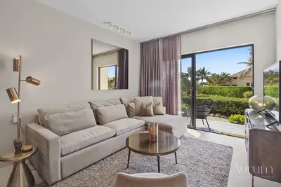 Image de Luxury 1 bdrm boutique Condo in Gold Coast -Malmok 188a