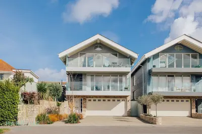 Image de Stylish 4 bedroom House with Garden & Harbour View
