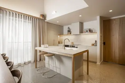 Image de Two beautiful brand new properties!