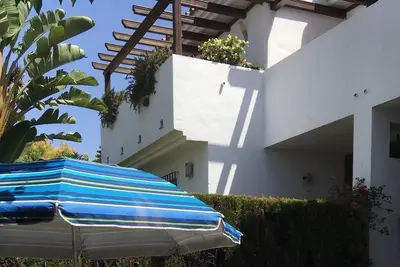 Image de San Pedro / Puerto Banus House / Beach 100 Mtrs, Tranquil, Spacious