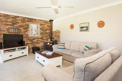 Image de Enchante` - Pet Friendly - Absolute Waterfront - Fireplace