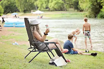Image de #M Son's Blue River Camp - Glamping Cabin w/ 2 Queen Beds