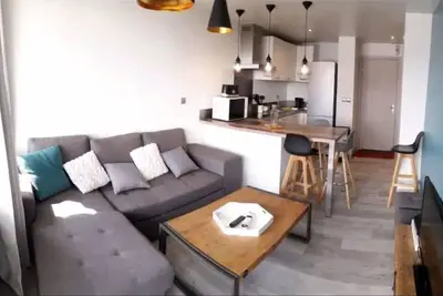 Image de Appartement 39 m2, 2 pièces <br>Départ/retour ski à 150m, belle vue montagnes<br>