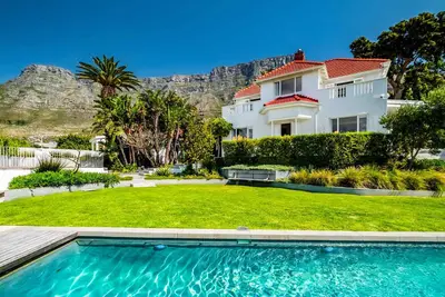 Image de Magnificent Heritage Home w/Sweeping Views of the city (Oranjezicht Heritage)