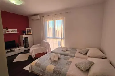 Image de Studio avec climatisation et vue sur la mer