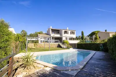 Image de Villa Carpediem. Piscine, clim, vue mer, pétanque