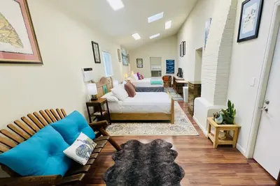 Image de Roomy & Cozy 2 Bedroom West Colfax Downtown\/Red Rocks