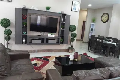Image de Cozy 3 Bedroom 3. 5 Bathroom Apartment -Tse Addo behind Tradefair Accra
