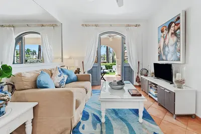 Image de Sugar Hill Barbados : delightful, garden apartment on this exclusive Estate.