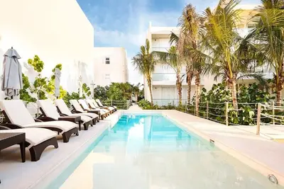 Image de Comfortable 2br, great amenities close to the sea!