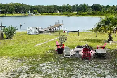 Image de Fish from own dock or in Palatka, Visit Ocala National Forest, Fu Gators 30+ min