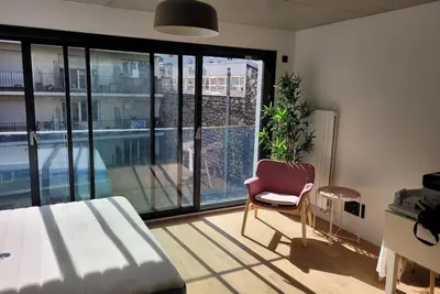 Image de Appartement moderne à Paris - Location longue durée uniquement