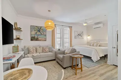 Image de \"Slice of Paradise 30a\" #476 Studio Sleeps 4