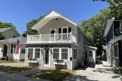 Image de Renovated Cottage in Central Lakeside