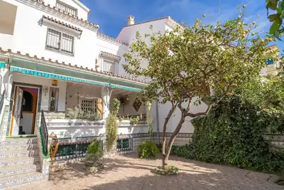 Image de Superbe maison Ă Torre del Mar avec.