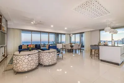 Image de Luxurious 3 bedroom loft right on the beach of Cabo!