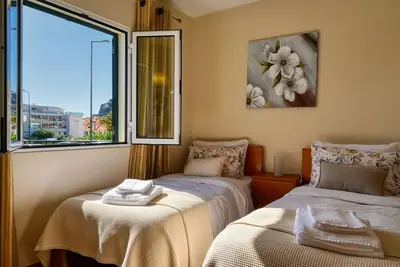 Image de Largo dos Milagres, a Home in Madeira