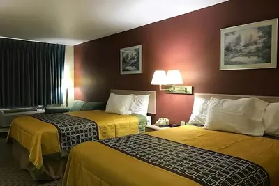 Image de Look No Further! 3 Pet-friendly Units, Free Breakfast, Pool, Near Cabot Fields