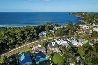 Image de A beach entertainer, 2 min walk from the ocean. Pet friendly