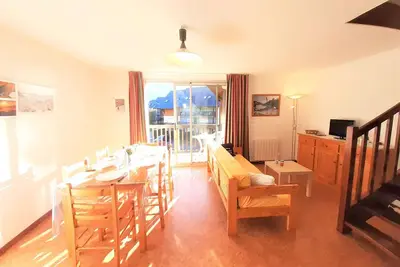 Image de Saint-Lary Soulan T4 lumineux, 6 couchages, parking, proche pistes, exposé sud
