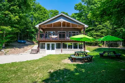 Image de 7-bed w/ Starlink, v-ball near beach!