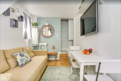 Image de Tranquil Duplex Retreat in the Heart of Paris - Bonne Nouvelle Gem!