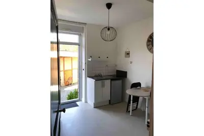 Image de Appartement, plein centre Dinard, terrasse commune