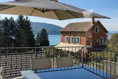 Image de Jolie petite maison a 200 mètres du lac