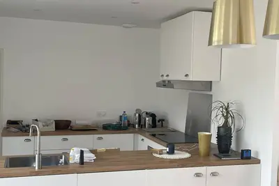 Image de Maison 15 pers proche de l' Océan, et Forêt- idéal pour les familles!