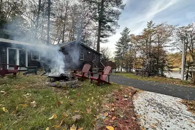 Image de River Front Private Adirondacks Log Cabin