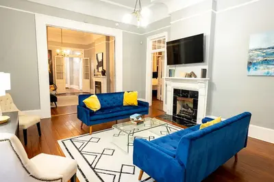 Image de This House is 5 Mins from the French Quarter