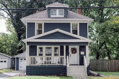 Image de The Akron Retreat | Modern 3-Bedroom Oasis