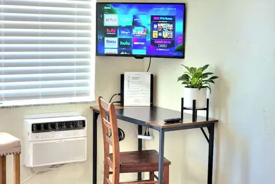 Image de Conveniently located 1br/1Bth Apt - Free Parking