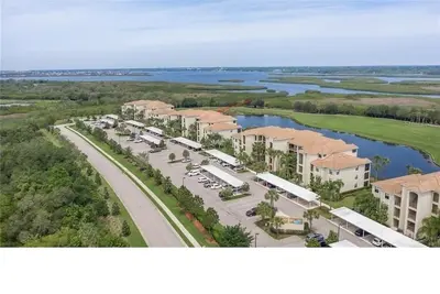 Image de Golfer's Haven! Golf, Tennis, Swimming, Dining, Shopping & Beaches Close By