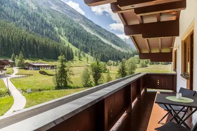 Image de Appartement 'Haus Marchegg - Steinbock' avec vue sur les montagnes, balcon et Wi-Fi