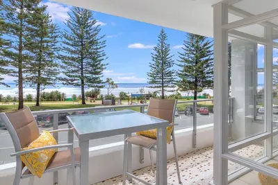 Image de Rainbow Pacific Unit 5  On the beach in Rainbow Bay includes linen & Wi-Fi