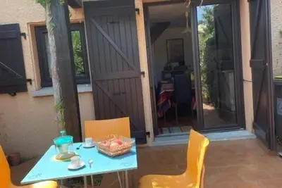 Image de Charmante maisonnette 5are44 Charming little house with lovely outdoor