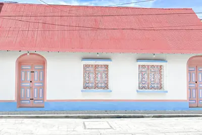 Image de Casa Ultra Moderna El CorazĂłn De Flores