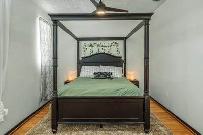 Image de Circle Overlook-Private Downtown apartment