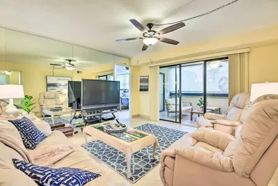 Image de Breezy Siesta Key Condo w/ Bay Views & Pool!