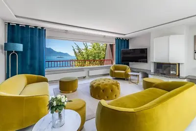 Image de Bon-Port Luxury apartment - Lakefront