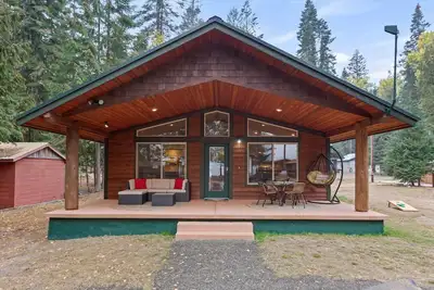 Image de Priest Lake Family Cabin w/ Private Beach Access