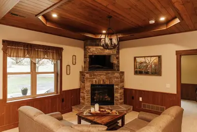 Image de Songbird Serenade Suite: Luxury, Lodge Suite in Amish Country, Ohio