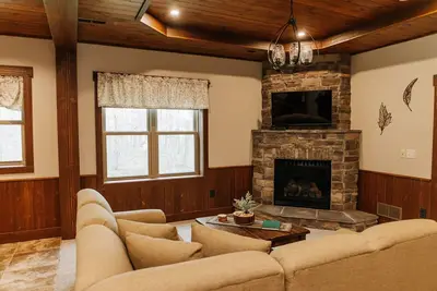 Image de Forest Stream Suite: Luxury Suite in Amish Country, Ohio