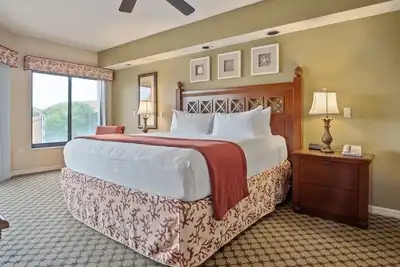 Image de 1 Bdrm Luxury Studio, sleeps 4. . . minutes from Universal Studios, shopping & More