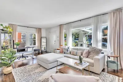 Image de Luxury Oakmore Craftsman Bungalow 2Br/2Ba King Bed