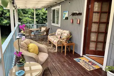 Image de Chic cottage in Rainforest 5 Min. to Volcanoes Park-clean, cozy, comfort -2 Bdrm