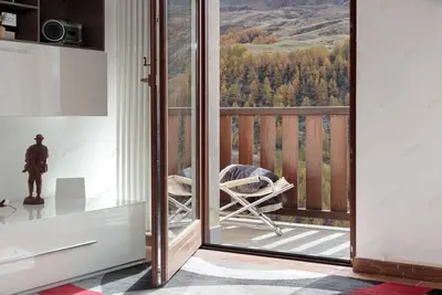 Image de Maison Skis Aux Pieds - Ski-in / ski-out with balcony, garage, ski desposit