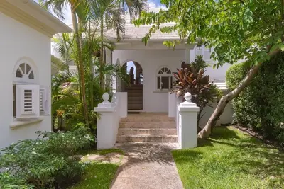 Image de Forest Hills 23 Summer Specials 2025 Pay 6 stay 7 | Beach View - Located in  Wonderful Saint James with House Cleaning Included